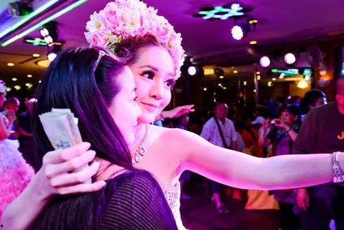 国产人妖赵恩静,赵恩静的国产蜕变之路  第3张